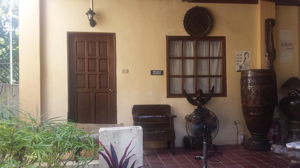 Casa Aviara Resort & Hotel بويرتو غاليرا المظهر الخارجي الصورة