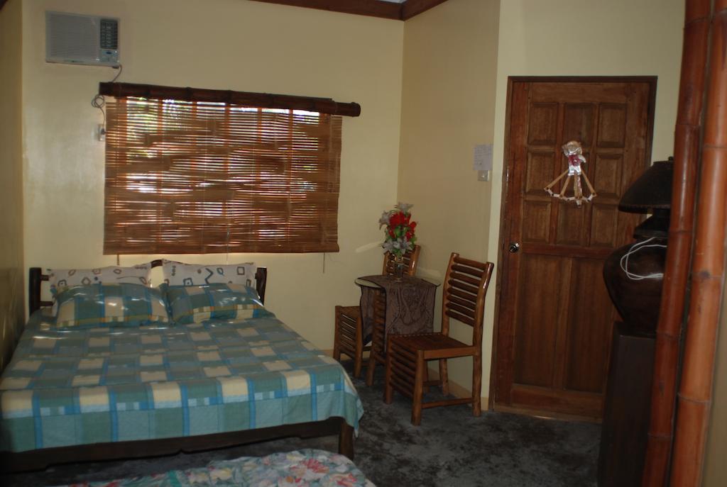 Casa Aviara Resort & Hotel بويرتو غاليرا الغرفة الصورة