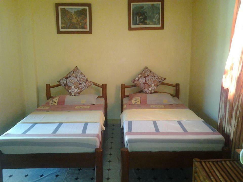 Casa Aviara Resort & Hotel بويرتو غاليرا المظهر الخارجي الصورة